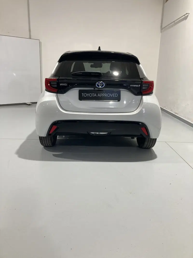 Toyota Yaris usata a Barletta-Andria-Trani (5)