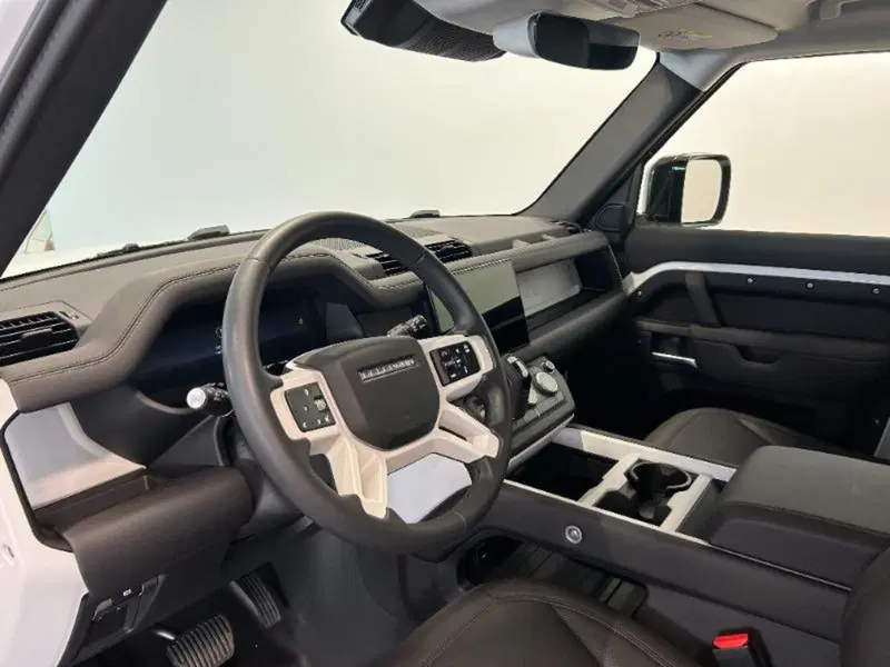 Land Rover Defender usata a Venezia (11)