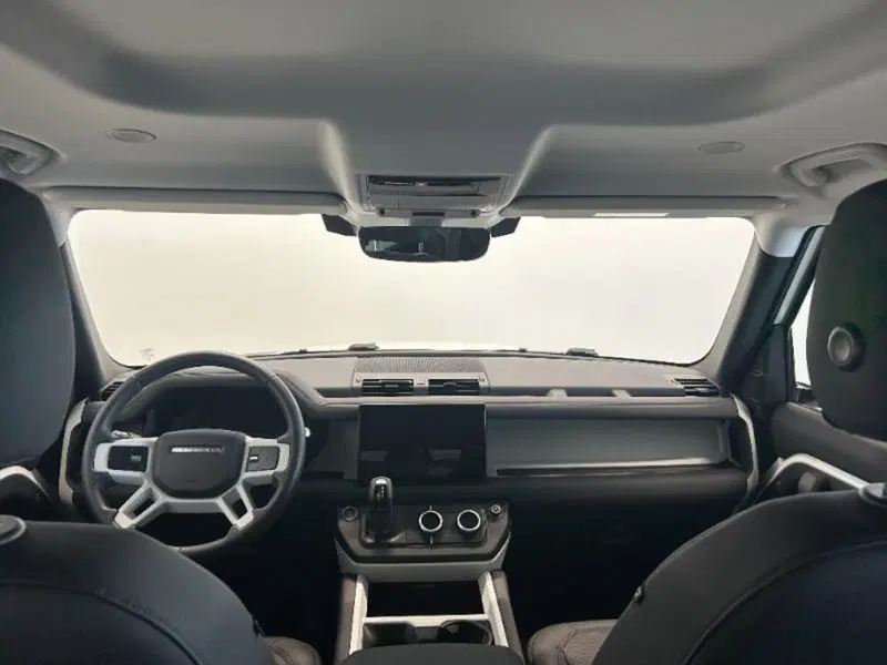 Land Rover Defender usata a Venezia (14)