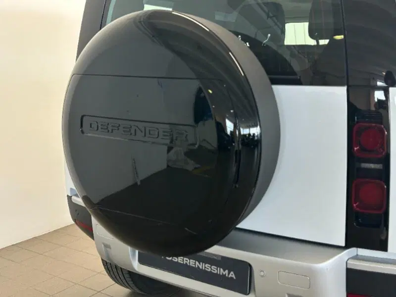 Land Rover Defender usata a Venezia (5)