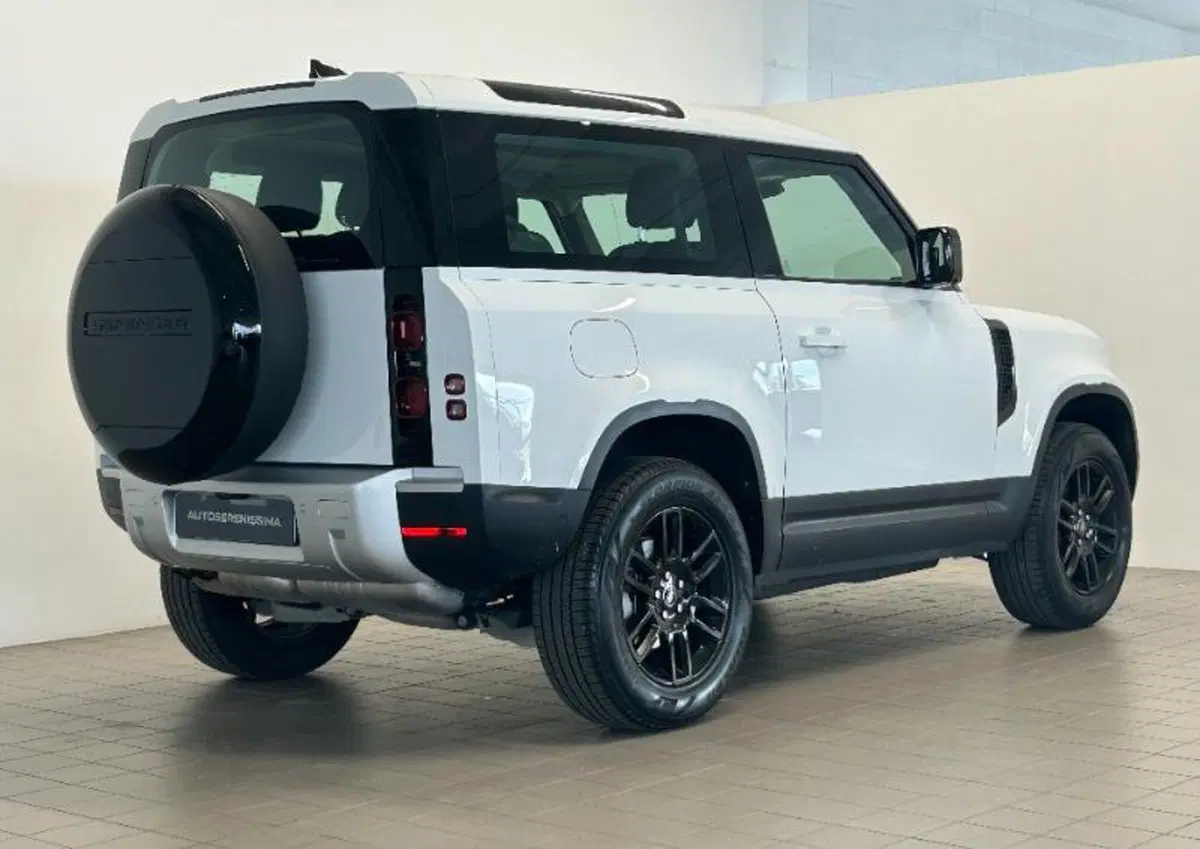 Land Rover Defender usata a Venezia (7)
