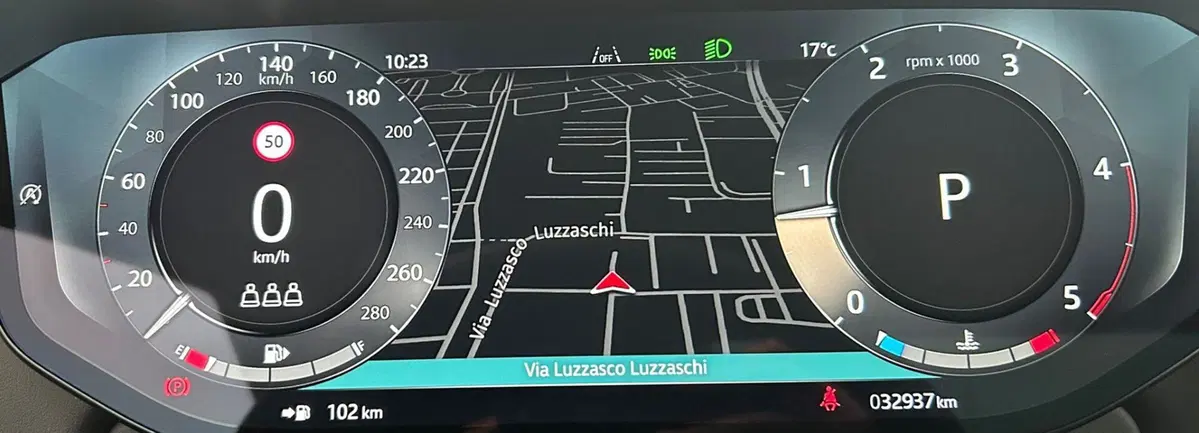 Land Rover Range Rover Sport usata a Ferrara (10)