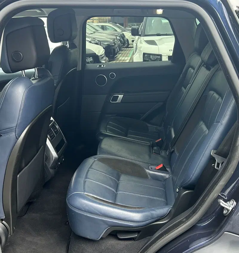 Land Rover Range Rover Sport usata a Ferrara (5)