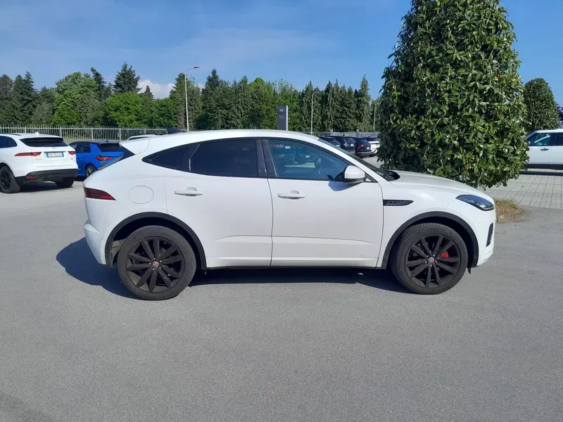 Jaguar E-Pace usata a Cuneo (5)