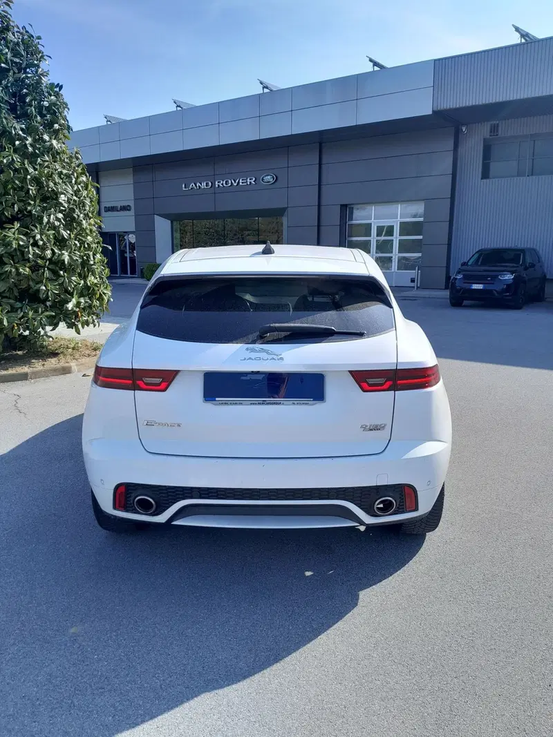 Jaguar E-Pace usata a Cuneo (7)