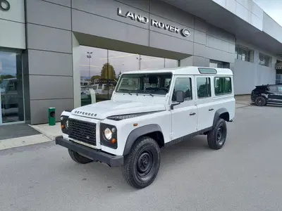 Land Rover Defender 110 2.2 TD4 CrewCab del 2015 usata a Cuneo