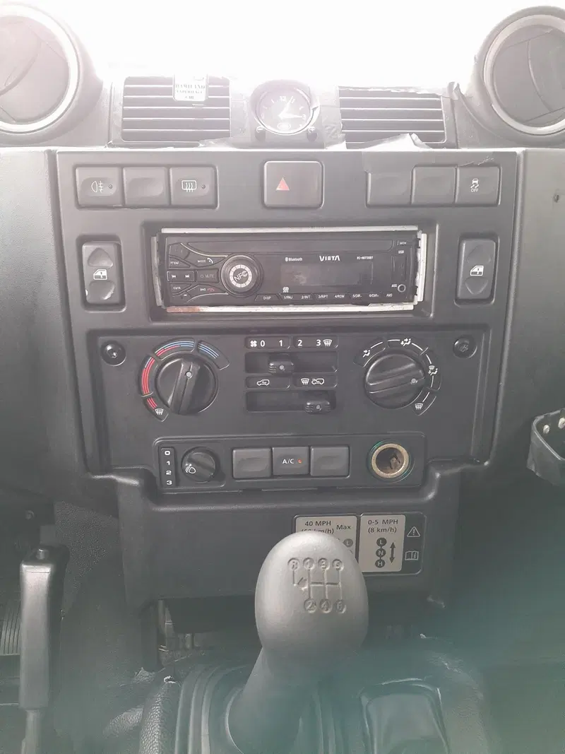 Land Rover Defender usata a Cuneo (10)