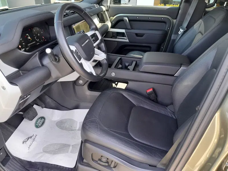 Land Rover Defender usata a Cuneo (15)
