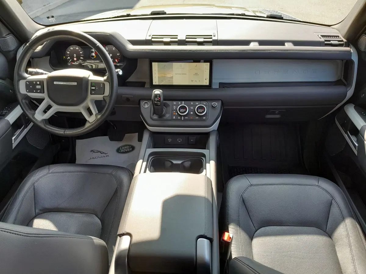Land Rover Defender usata a Cuneo (9)