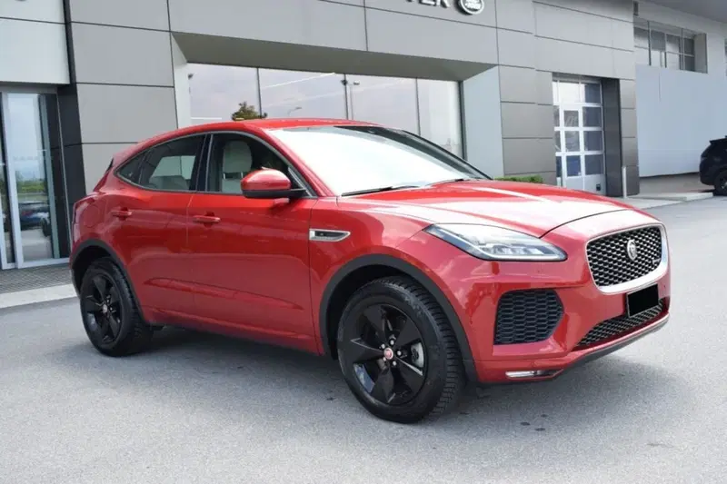 Jaguar E-Pace usata a Cuneo (5)