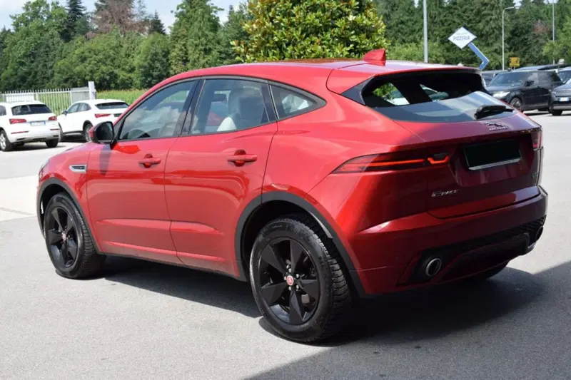Jaguar E-Pace usata a Cuneo (9)