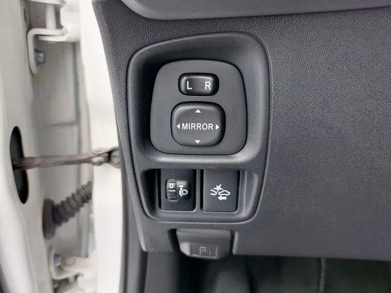 Toyota Aygo usata a Pavia (12)