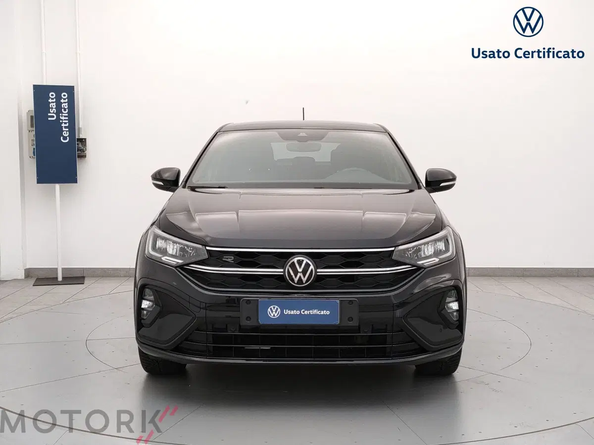 Volkswagen Taigo usata a Varese (2)