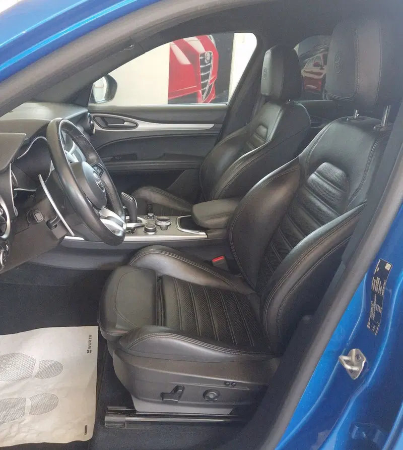 Alfa Romeo Stelvio usata a Terni (7)