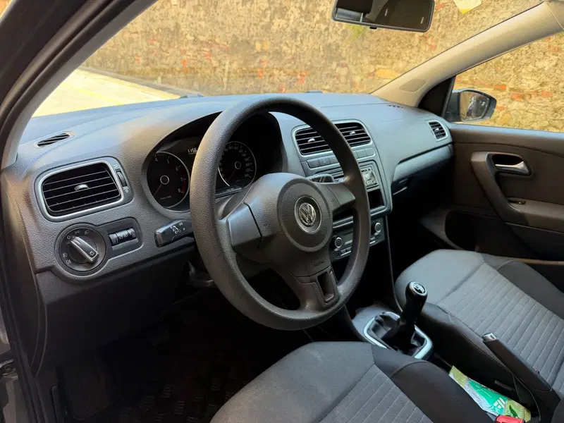 Volkswagen Polo usata a Genova (7)
