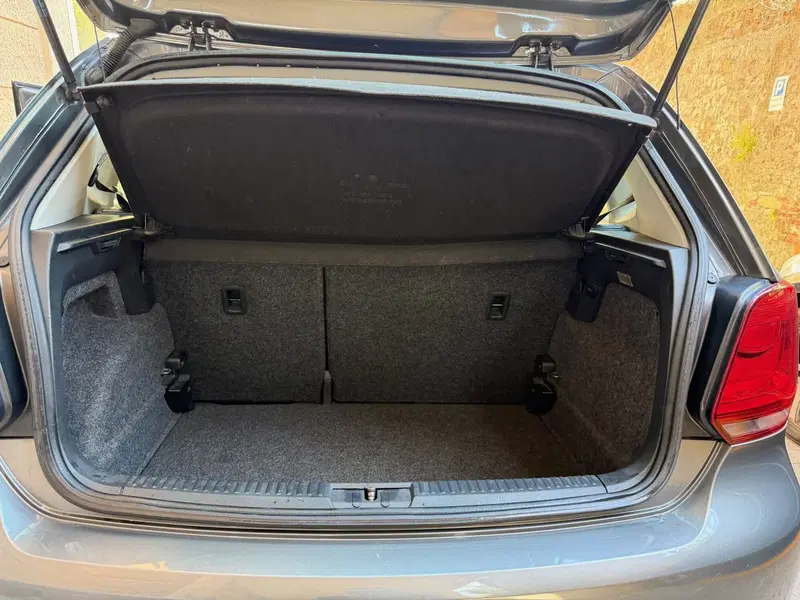 Volkswagen Polo usata a Genova (8)