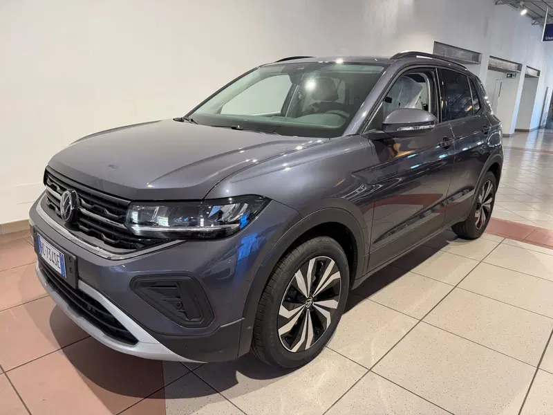 Volkswagen T-Cross nuova a Genova