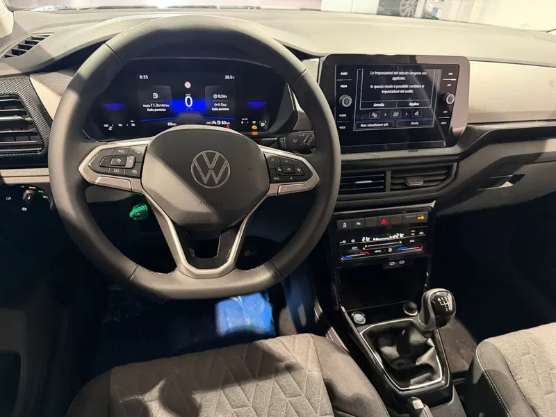 Volkswagen T-Cross nuova a Genova (10)