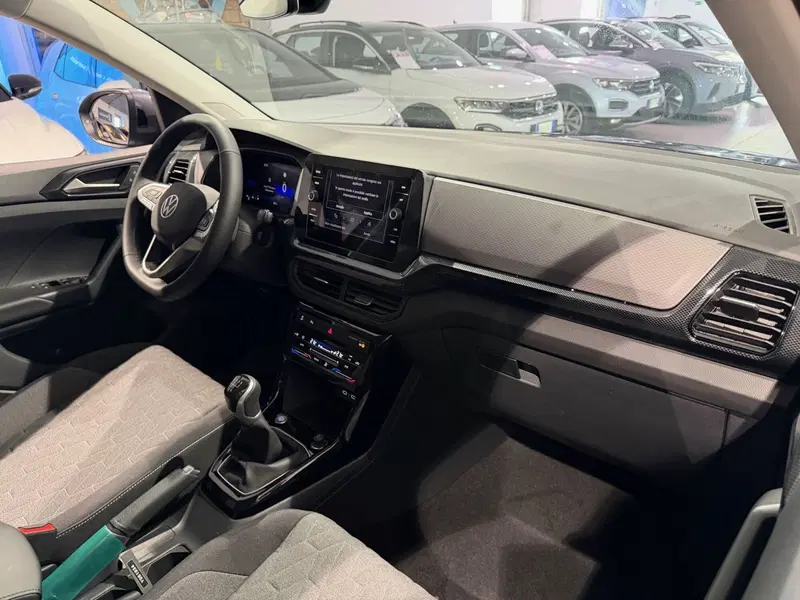 Volkswagen T-Cross nuova a Genova (11)