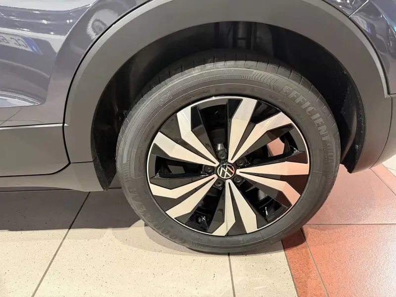 Volkswagen T-Cross nuova a Genova (15)