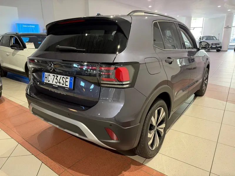 Volkswagen T-Cross nuova a Genova (5)