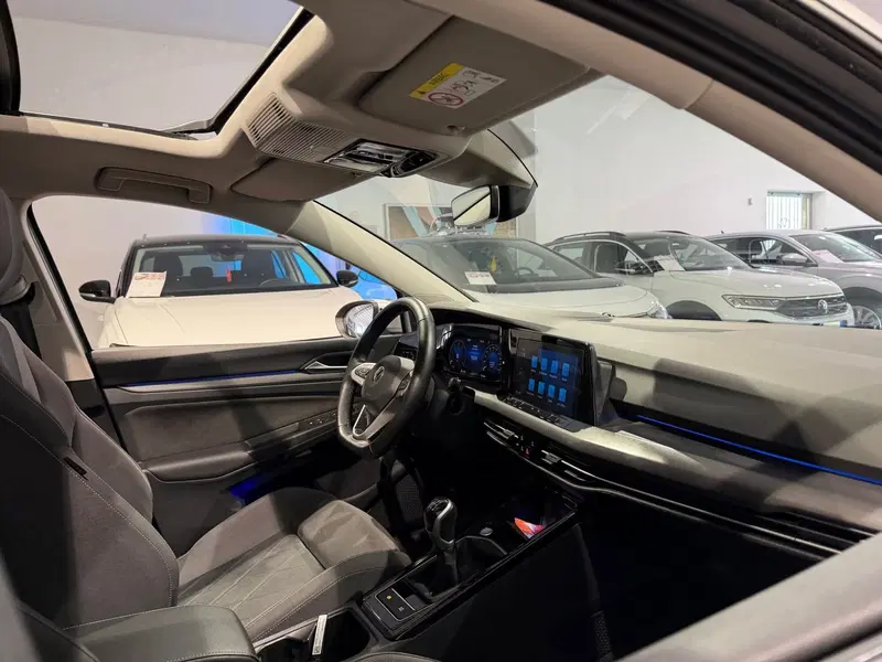 Volkswagen Golf usata a Genova (13)