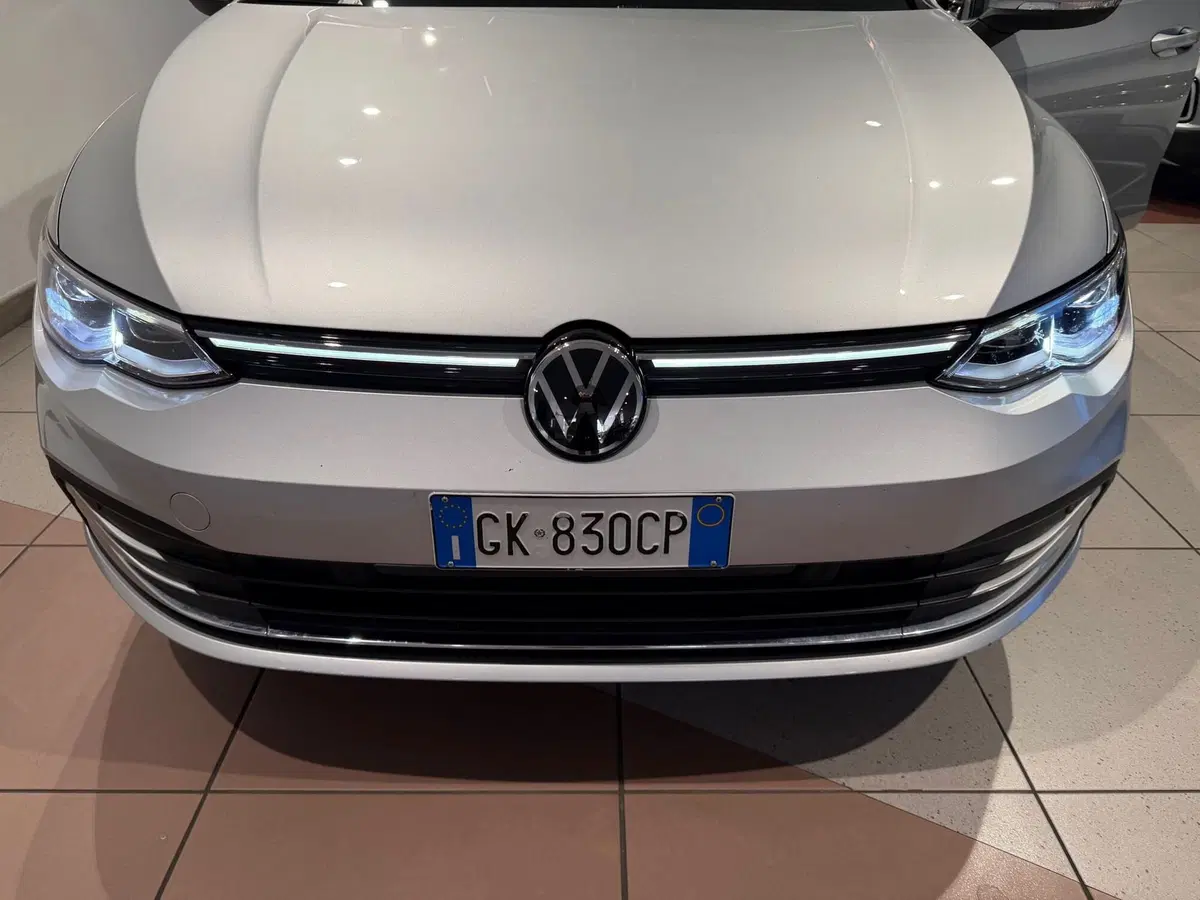 Volkswagen Golf usata a Genova (9)