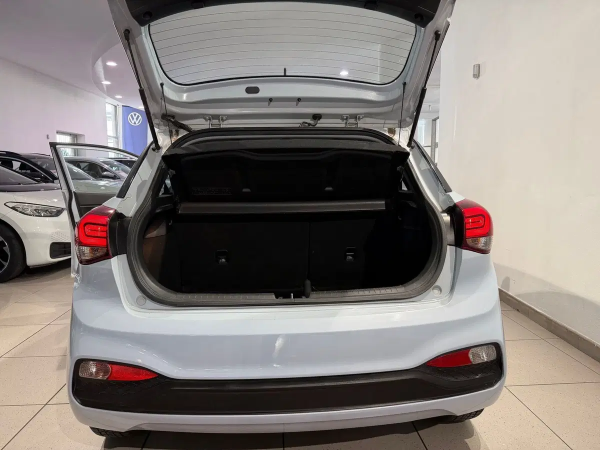 Hyundai i20 usata a Genova (9)