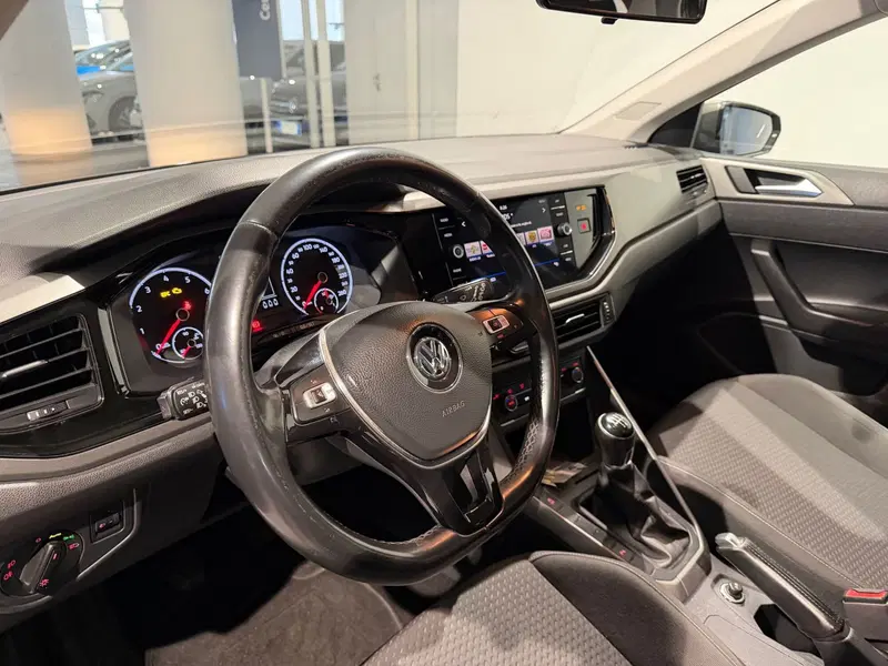 Volkswagen Polo usata a Genova (8)