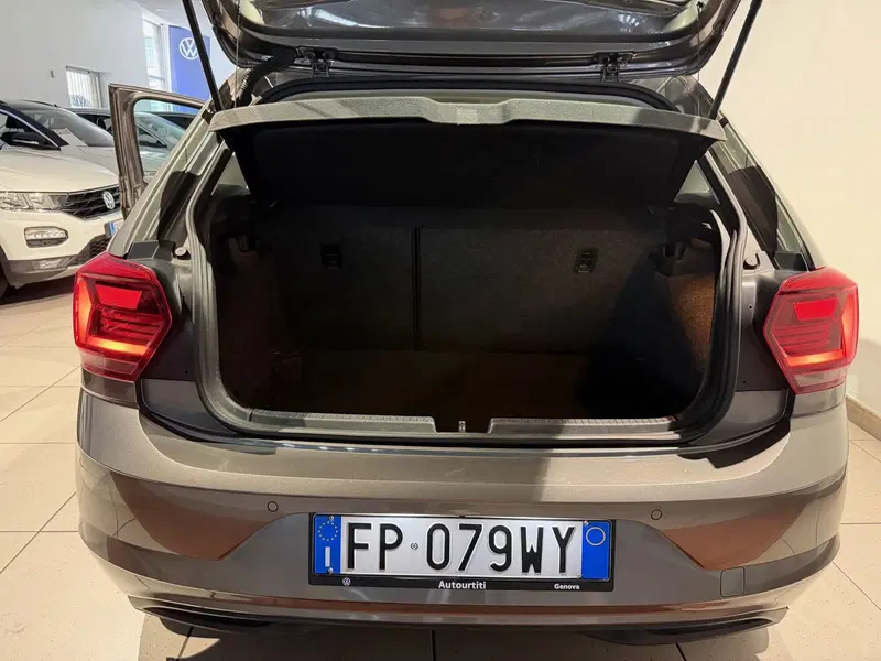 Volkswagen Polo usata a Genova (9)