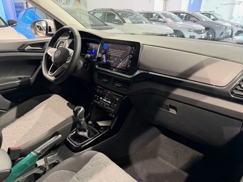 Volkswagen T-Cross nuova a Genova (10)