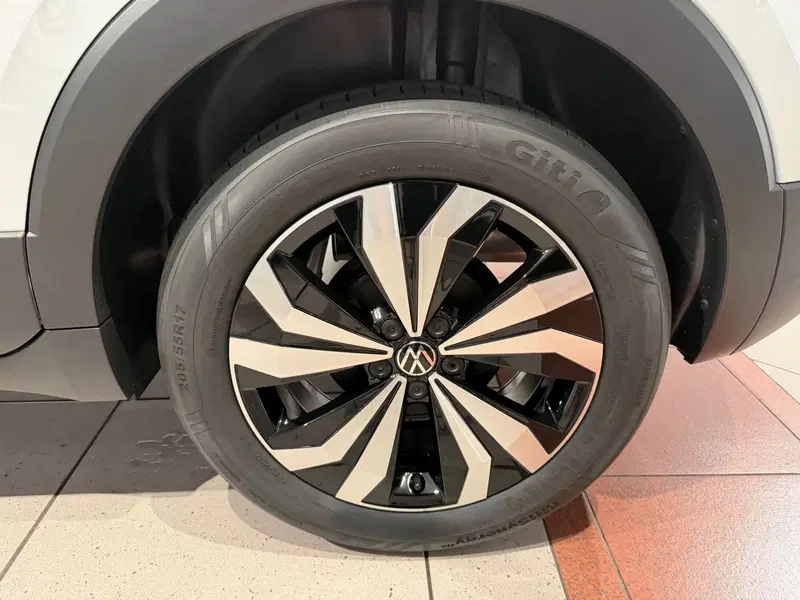 Volkswagen T-Cross nuova a Genova (14)