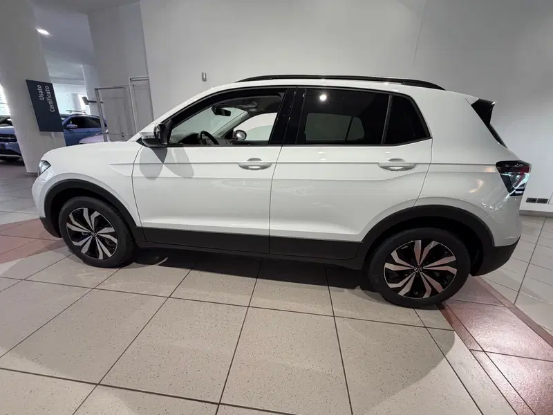 Volkswagen T-Cross nuova a Genova (3)