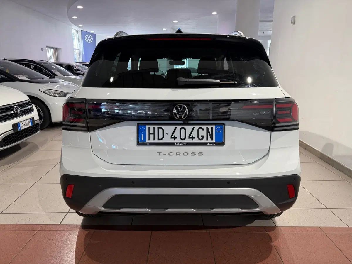 Volkswagen T-Cross nuova a Genova (4)
