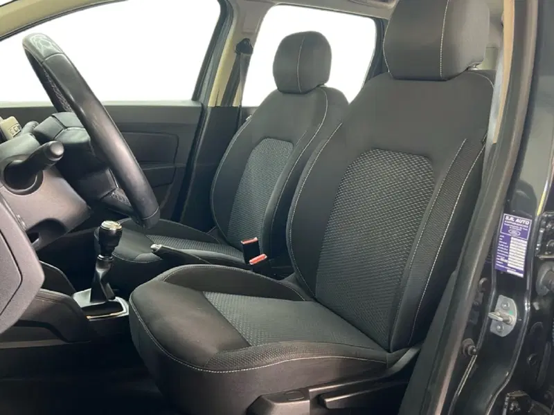 Dacia Duster usata a Roma (12)