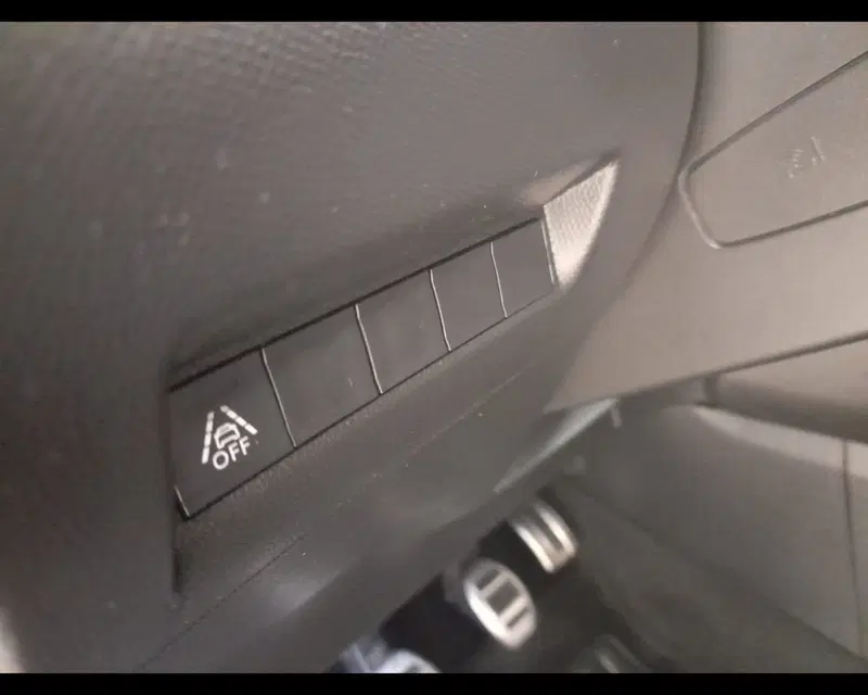 Peugeot 2008 usata a Alessandria (19)