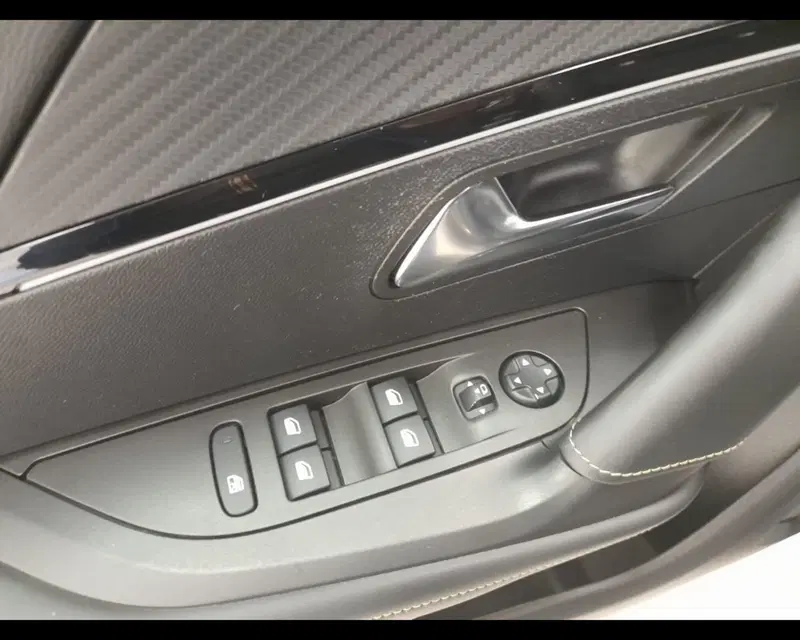 Peugeot 2008 usata a Alessandria (20)