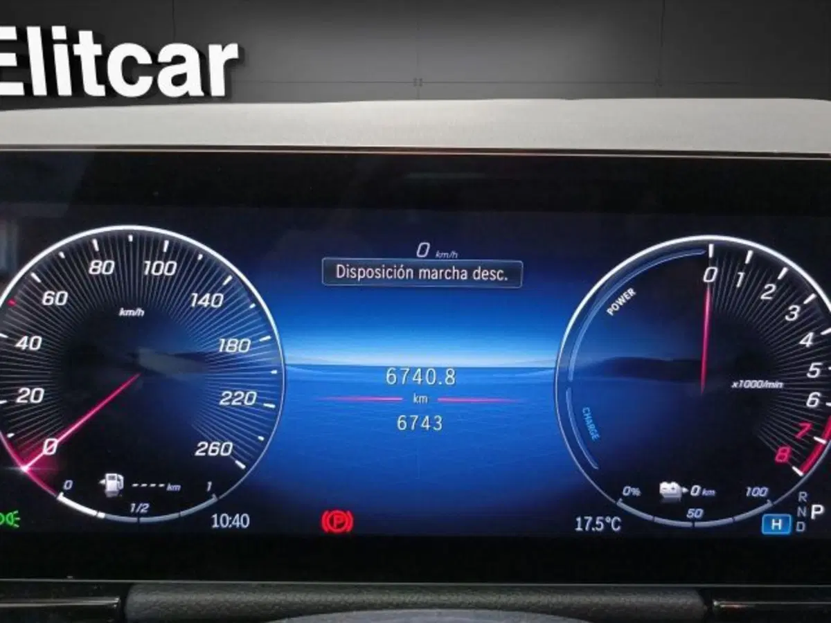 Mercedes-Benz GLA SUV usata a Novara (20)