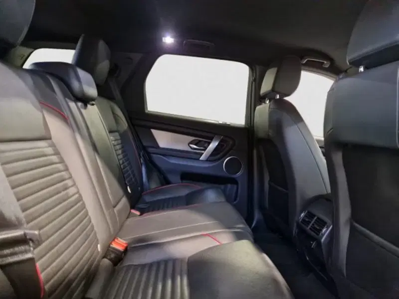 Land Rover Discovery Sport usata a Livorno (18)