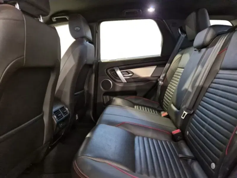 Land Rover Discovery Sport usata a Livorno (6)