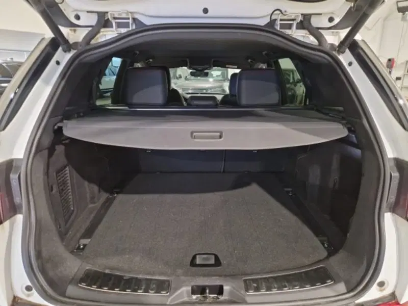 Land Rover Discovery Sport usata a Livorno (19)
