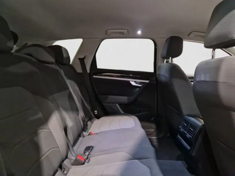 Volkswagen Touareg usata a Livorno (15)
