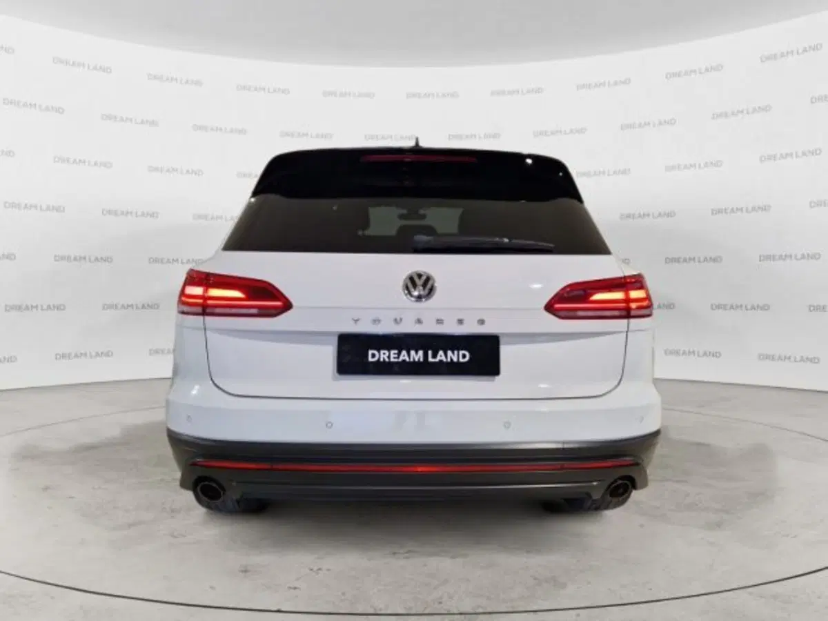 Volkswagen Touareg usata a Livorno (6)