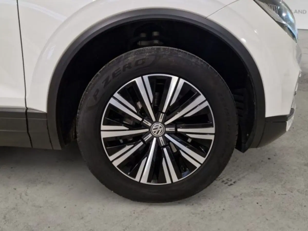 Volkswagen Touareg usata a Livorno (9)
