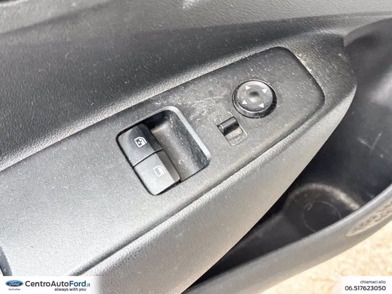 Hyundai i10 usata a Roma (18)
