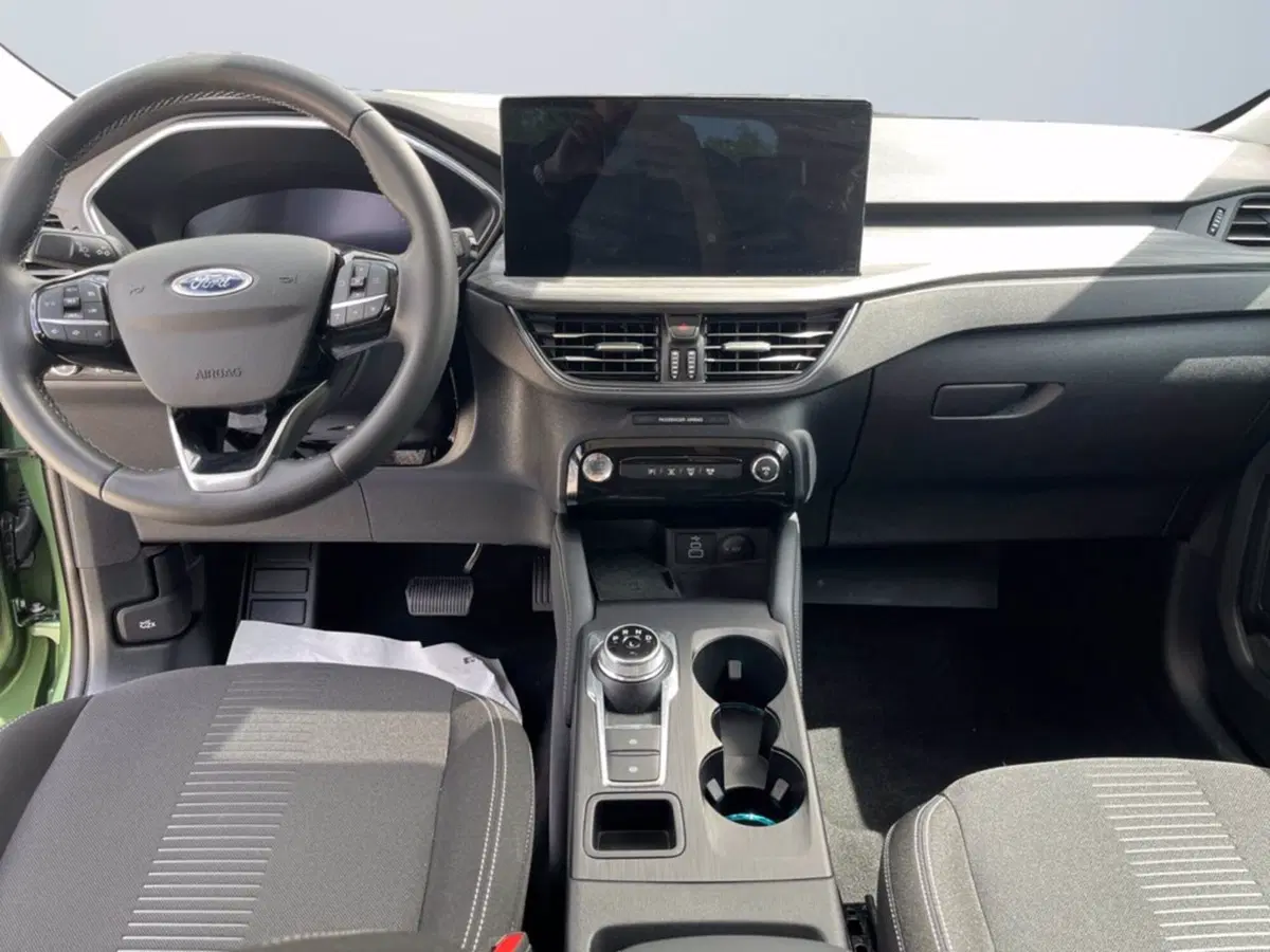Ford Kuga usata a Milano (11)