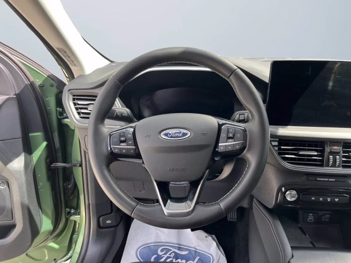 Ford Kuga usata a Milano (13)