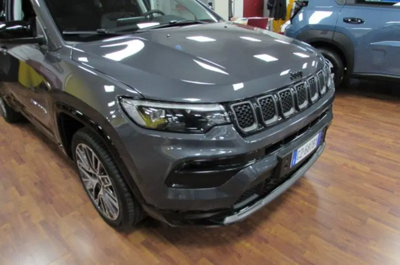 Jeep Compass usata a Milano (16)