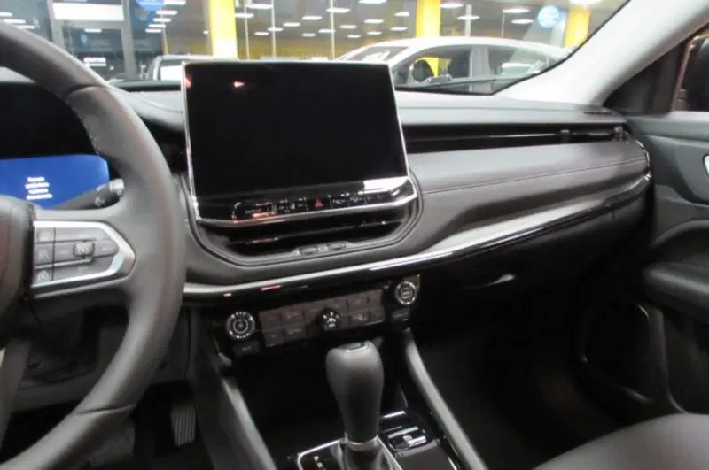 Jeep Compass usata a Milano (8)