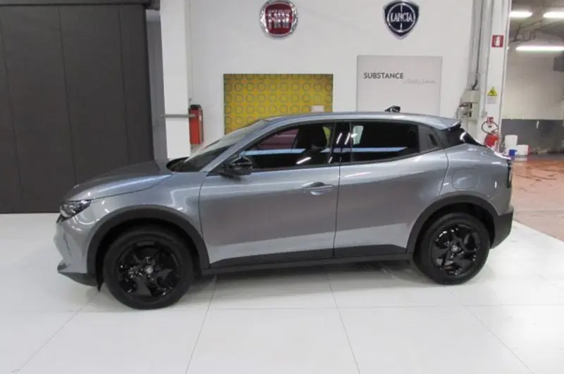 Alfa Romeo Junior usata a Milano (5)